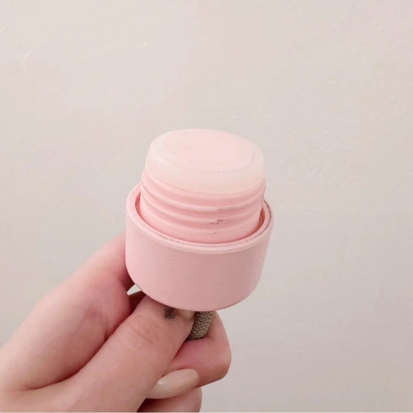 Aquio Bluetooth Water Bottle Speaker iHome Pink - Picture 4 of 11